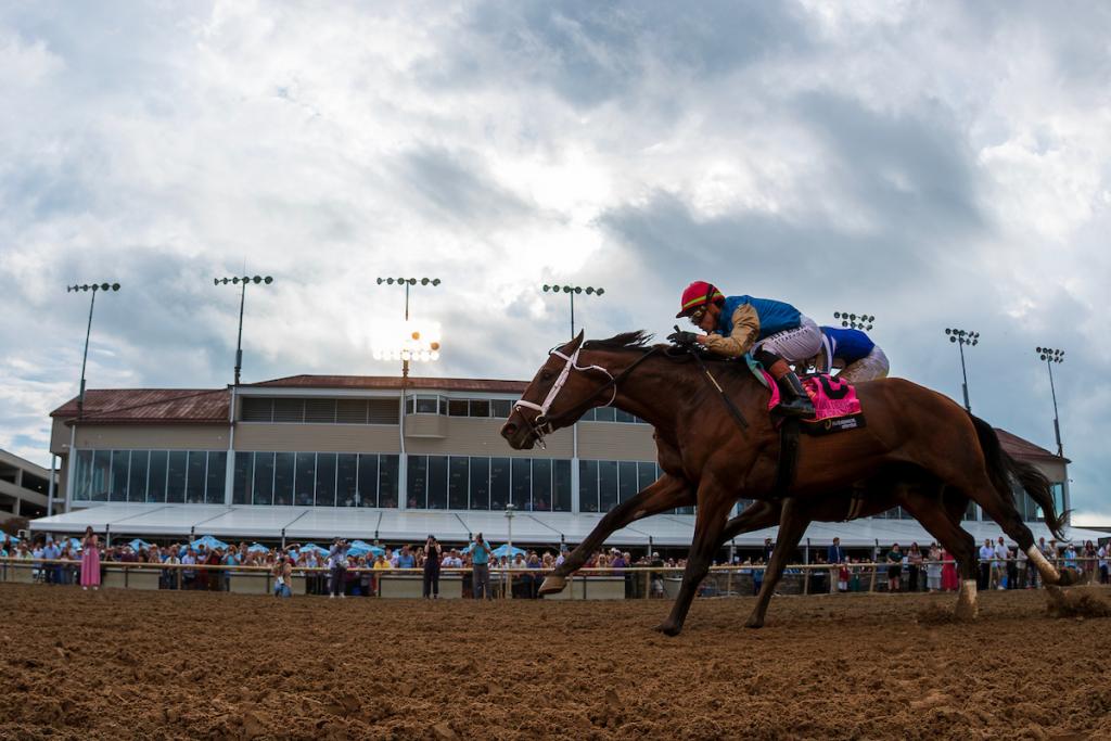 Indiana Derby winner Leading Change (Eclipse Sportswire)