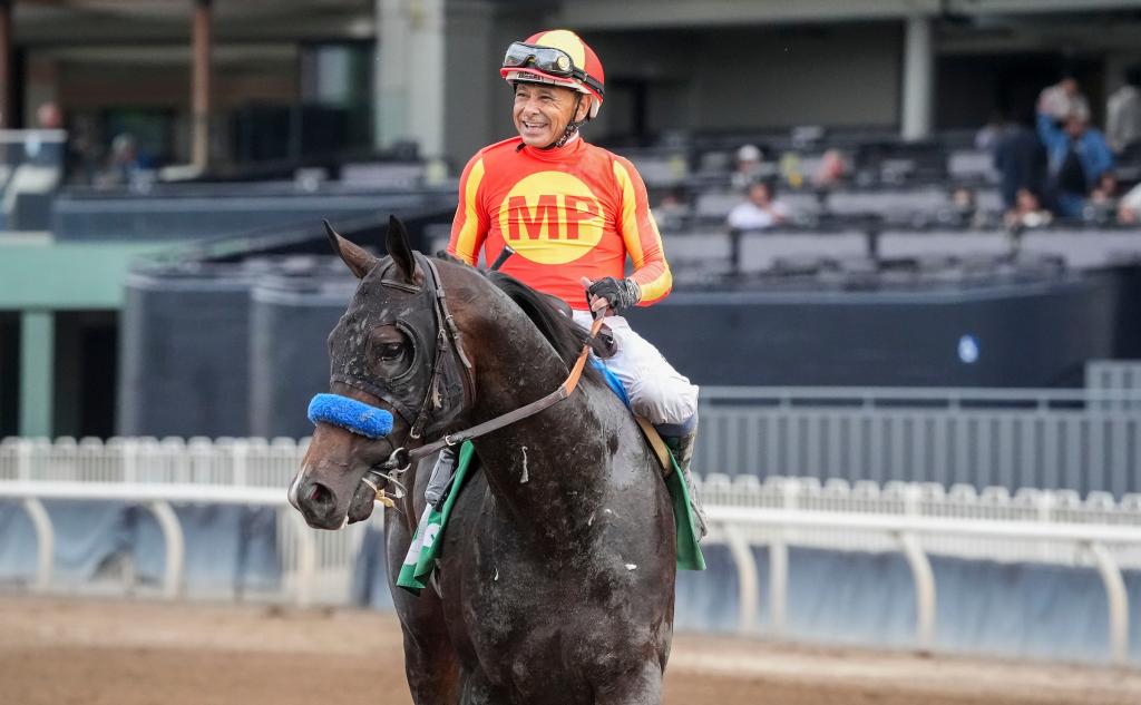Smith after winning 2025 Goodwood Stakes with Nevada Beach. (Eclipse Sportswire)