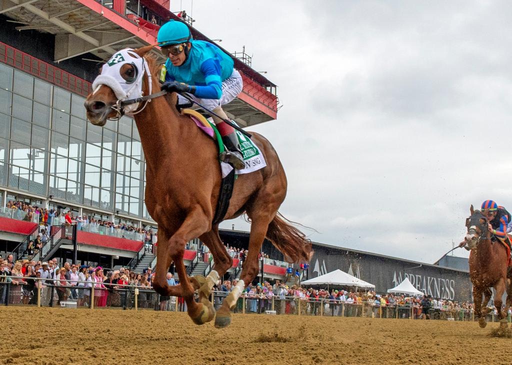 Beldame Stakes winner Gun Song (Jerry Dzierwinski/Maryland Jockey Club)
