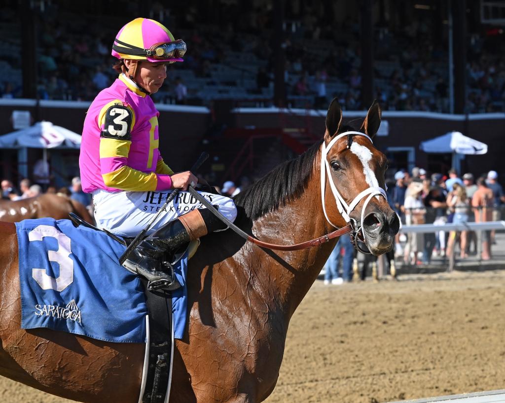 Shuvee Stakes winner Leslie’s Rose (Susie Raisher/NYRA)