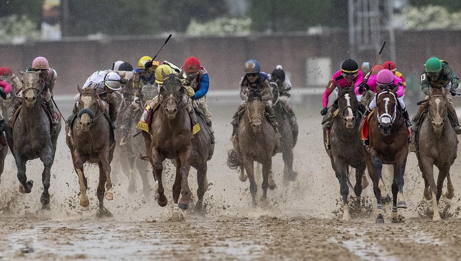 The stretch run of the 2019 Kentucky Derby.