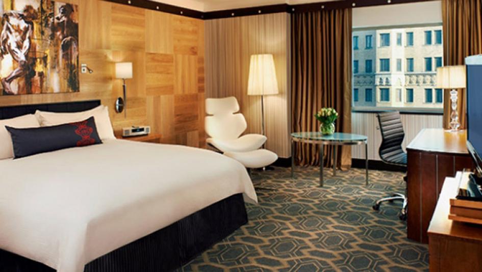 Cool Hotels Philadelphia Bet On It America S Best Racing To Many Philadelphia Is Known For Its Endless Homage Ben Franklin Philly Cheesesteak And Rocky Balboa However All Eyes Are Shifting Parx Racing