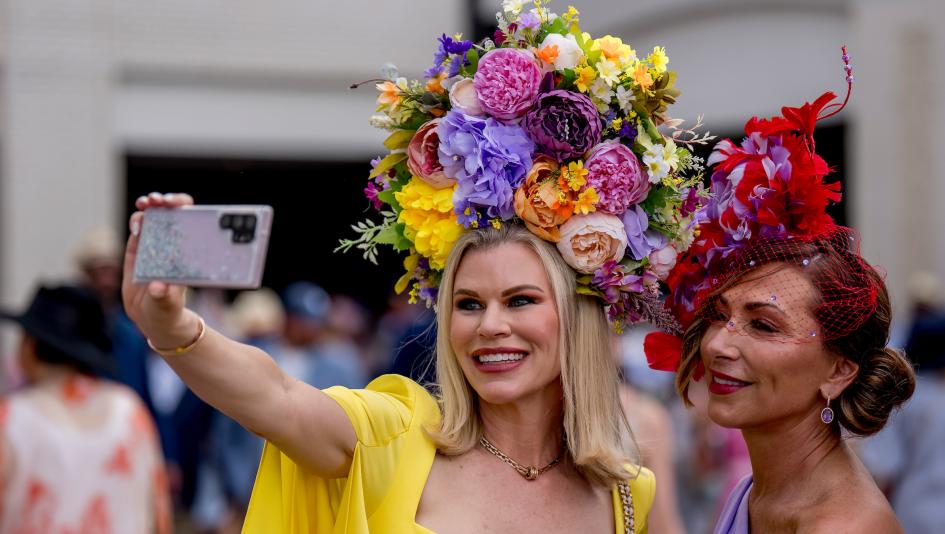 Kentucky Derby, style, fashion, guide, Churchill Downs, millinery, Casey Ramage, Christine A. Moore, Forme, The Hat Girls, Zanna Roberts Rassi, Today Style, run for the roses Kentucky Derby, style, fashion, guide, Churchill Downs, millinery, Casey Ramage, Christine A. Moore, Forme, The Hat Girls, Zanna Roberts Rassi, Today Style, run for the roses