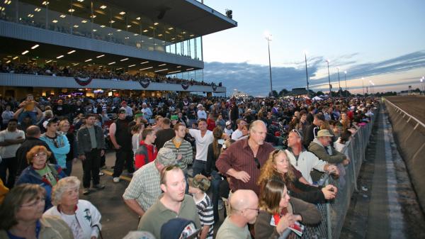 Fresh Energy for Start of 30th Season at Emerald Downs | America's Best ...