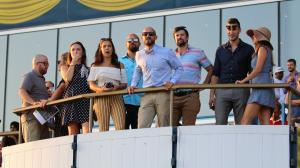 Natalma Stakes, Woodbine, betting, Breeders’ Cup, fillies, turf, Voyager, Mark Casse, Embouteillage, John Velezquez, Cattrall, Lamirada, Saratoga, maiden, exacta, gambling, budget, horse racing, ABR