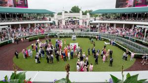 Churchill Downs, fall meet closing Day